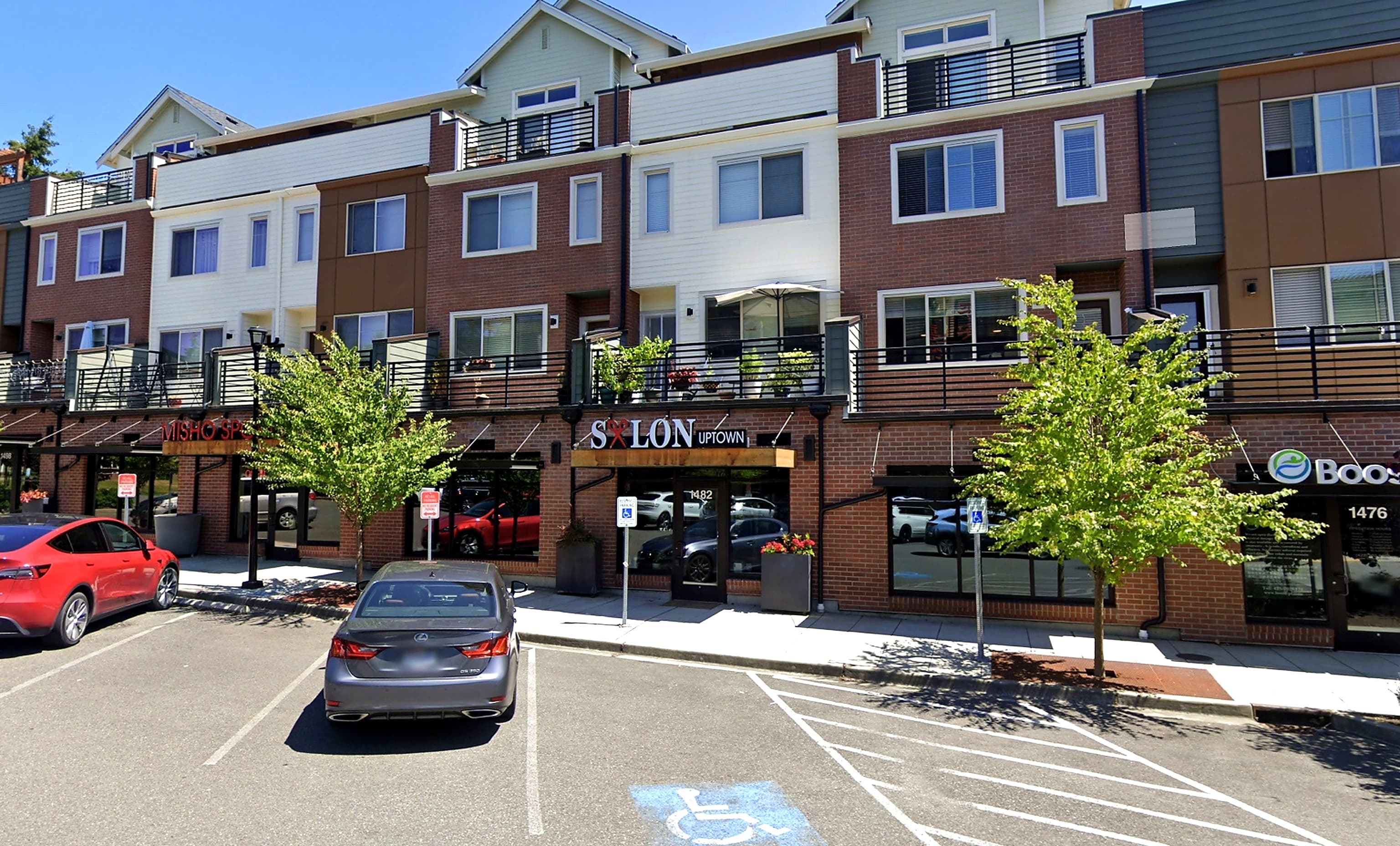 Salon Uptown exterior - where My Beauty Studio is located